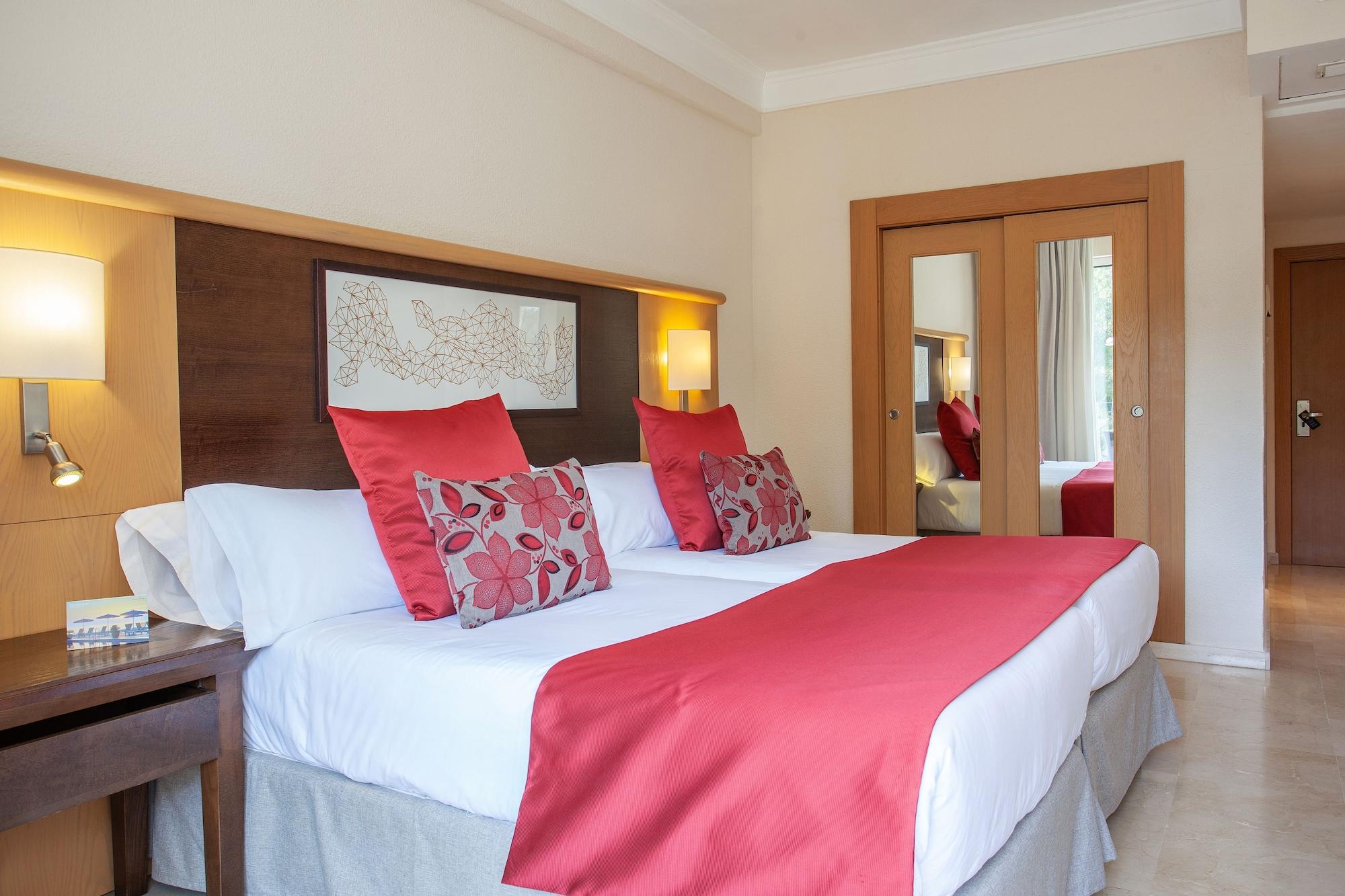 Grupotel Aguait Resort & Spa - Adults Only Cala Ratjada  Kültér fotó