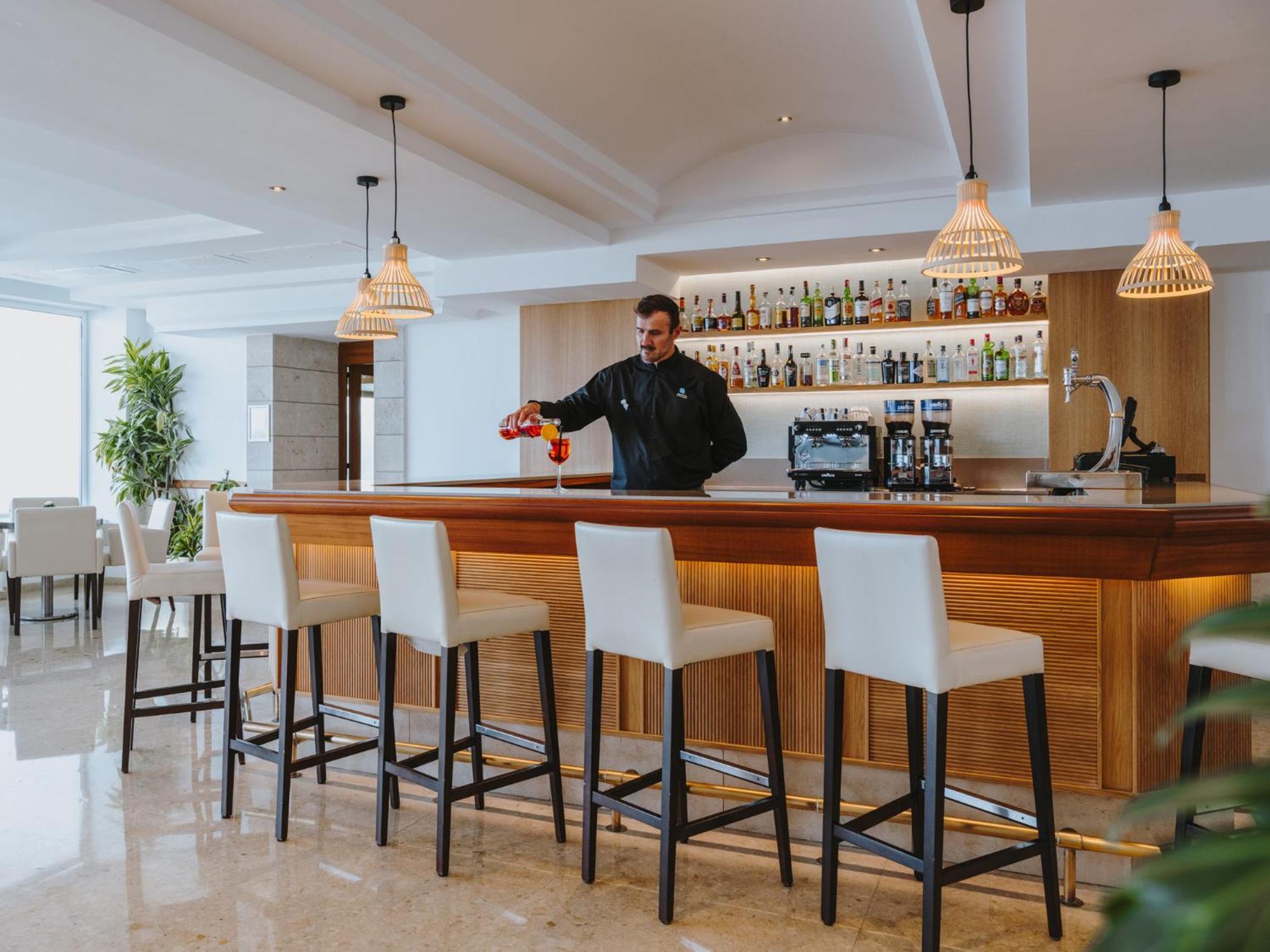 Grupotel Aguait Resort & Spa - Adults Only Cala Ratjada  Kültér fotó