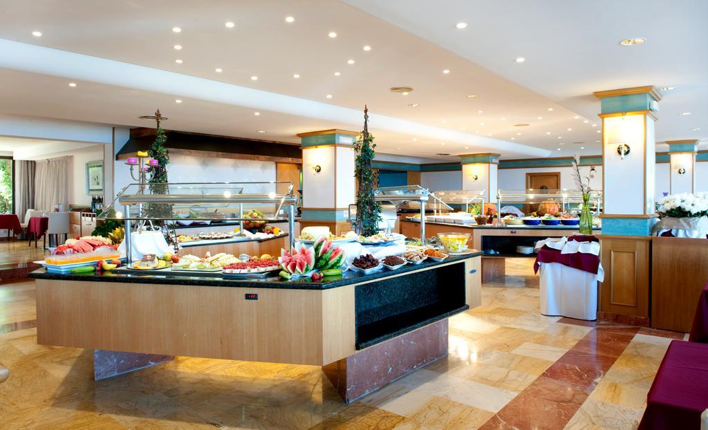 Grupotel Aguait Resort & Spa - Adults Only Cala Ratjada  Kültér fotó
